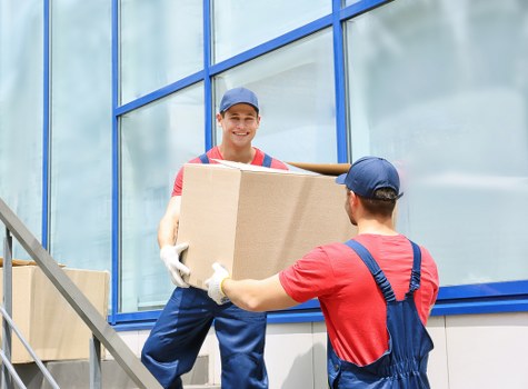 Professional removals support for domestic and commercial moves in South Kensington