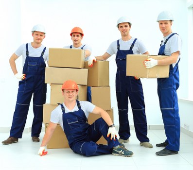Careful loading outside a South Kensington property with access considerations