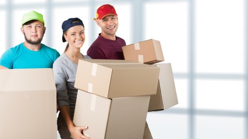 Compact moving transport suitable for South Kensington streets