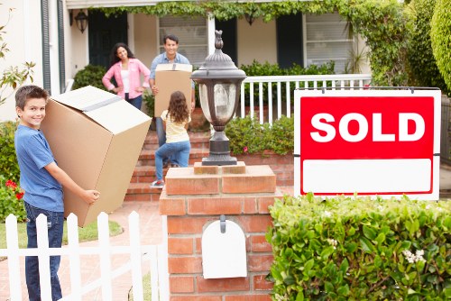 Local moving van service handling central London access challenges