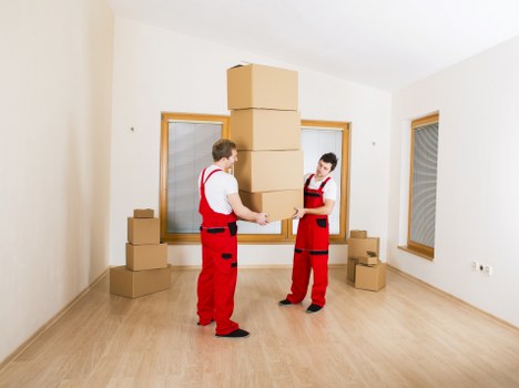 Local moving team navigating narrow South Kensington streets